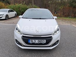 Online aukce: PEUGEOT  208