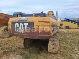 Online aukce: CATERPILLAR  330D