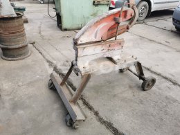 Online auction:   NŮŽKY NA PLECH