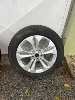 Online aukce:   4 KS AL DISKŮ BMW (RONAL) S PNEU PIRELLI SOTTOZERO 3