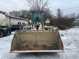 Online aukce: LIEBHERR  L524