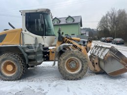 Online aukce: LIEBHERR  L524
