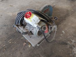 Online auction:   ŘEZAČ KOVŮ