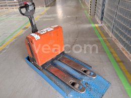 Online aukce:   BT W18
