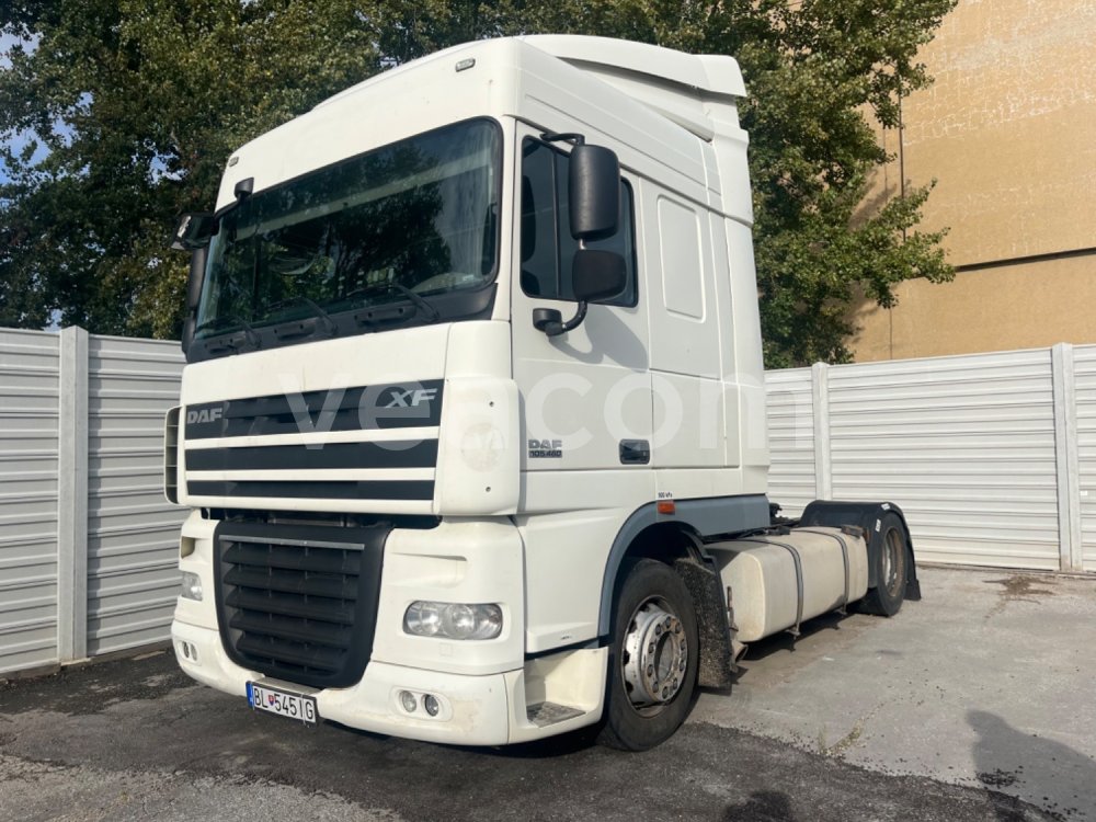Online aukce: DAF  XF 105.460