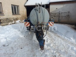Online aukce:   CISTERNA ZA TRAKTOR