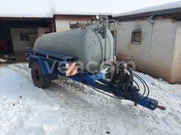 Online aukce:   CISTERNA ZA TRAKTOR