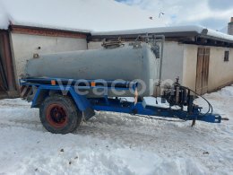 Online aukce:   CISTERNA ZA TRAKTOR