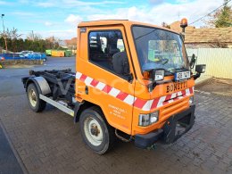 Aukcja internetowa: BONETTI  FX 100/35E5 4X4 + ŠÍPOVÁ SNĚHOVÁ RADLICE KOBIT RSV 19 (ROK VÝROBY 2018).