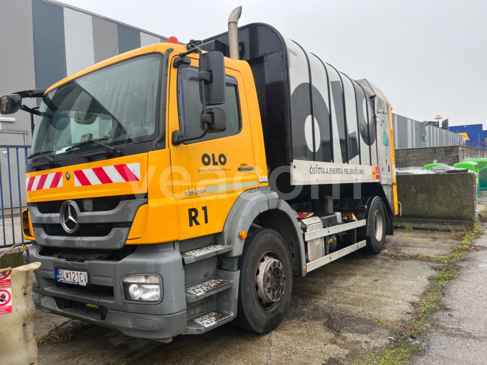 Online aukce: MB  AXOR 1829L