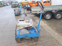 Online auction:   WEBER MT CR5 HD