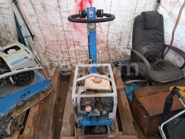 Online auction:   WEBER MT CR2 R