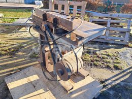 Online aukce:   HOBLOVACÍ STROJ 35CM
