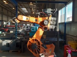 Online árverés:   KUKA KR125/2TJ Svářecí robot