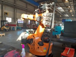 Online-Versteigerung:   KUKA KR125/2TJ Svářecí robot