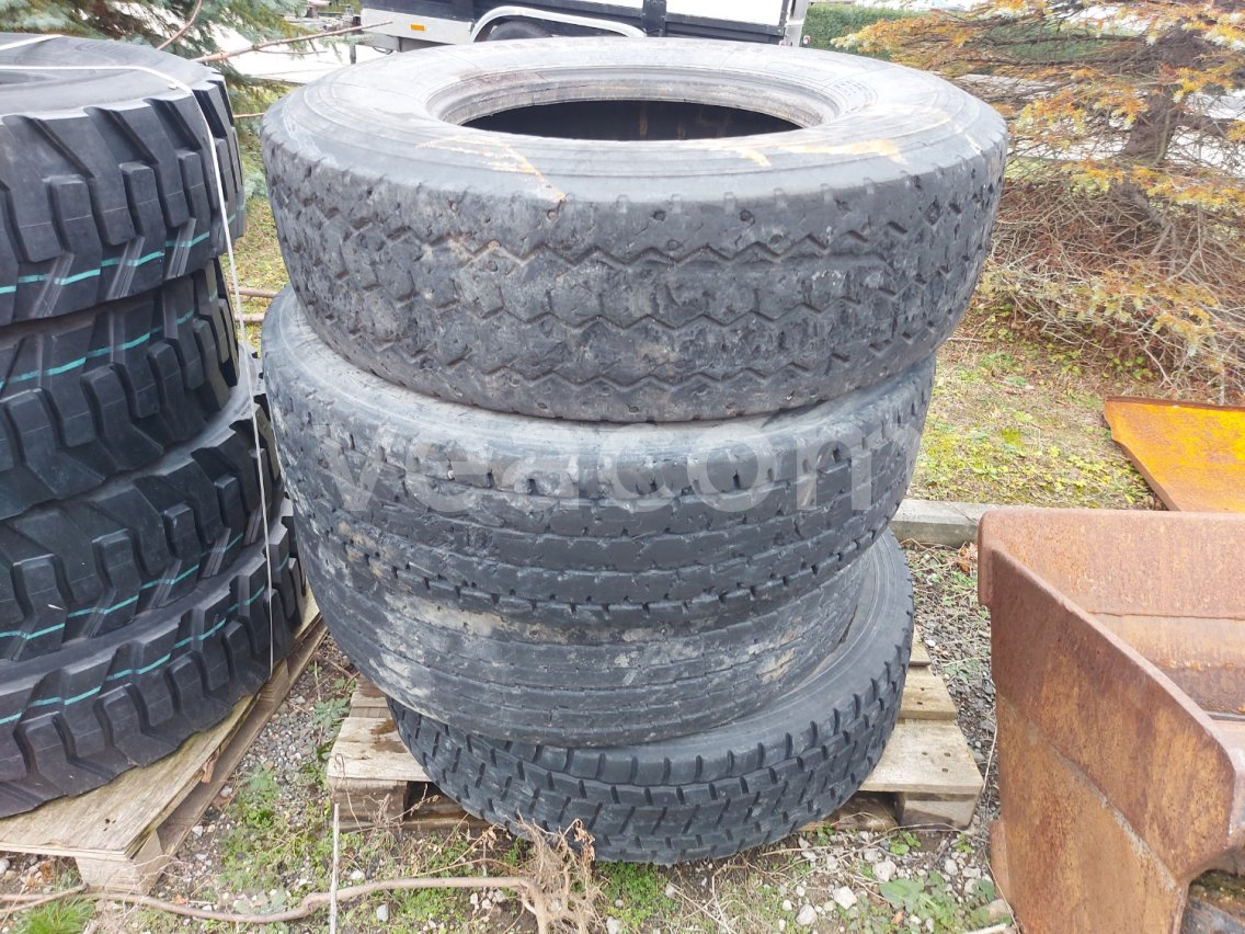 Online aukce:   4 KS PNEU 315/80 R 22.5