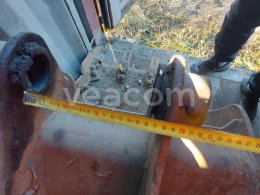 Online aukce:   PODKOPOVÁ LŽÍCE 60 CM JCB 3CX/4CX - ZUBY