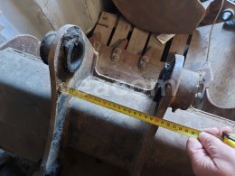 Online aukce:   PODKOPOVÁ LŽÍCE 80 CM JCB 3CX/4CX - ZUBY