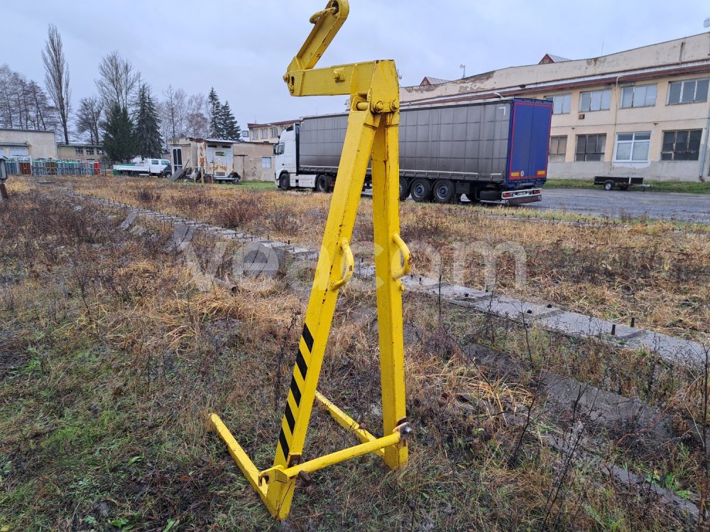 Online aukce:  PALETOVÉ VIDLE 120CM