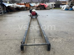 Online aukce:   VIBRAČNÁ LATA 6M-MOTOR HONDA GX160