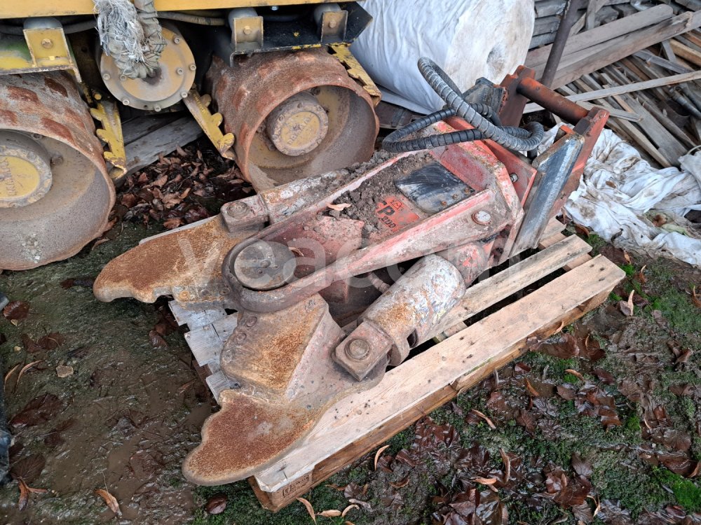 Online aukce:  HYDRAULICKÉ DRTÍCÍ NŮŽKY OTOČNÉ