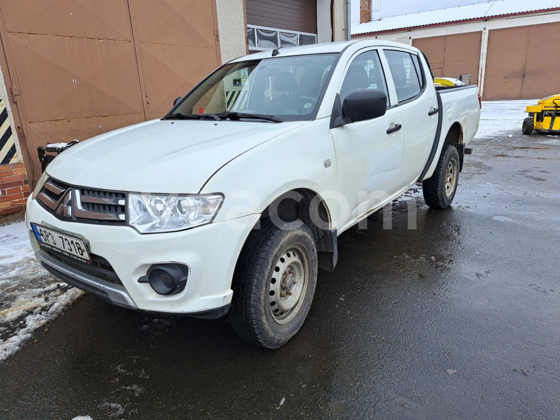 Aukcja internetowa: MITSUBISHI  L200 DC 4X4