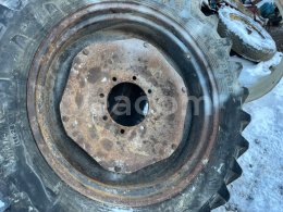 Online aukce:   PNEUMATIKY NA ZETOR S DISKAMI 2KS 270/95 R32