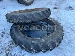 Online aukce:   PNEUMATIKY NA ZETOR S DISKAMI 2KS 300/95 R46