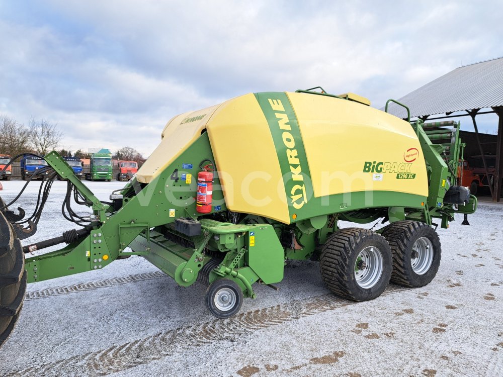 Online auction: KRONE  BIG PACK 1290 XC