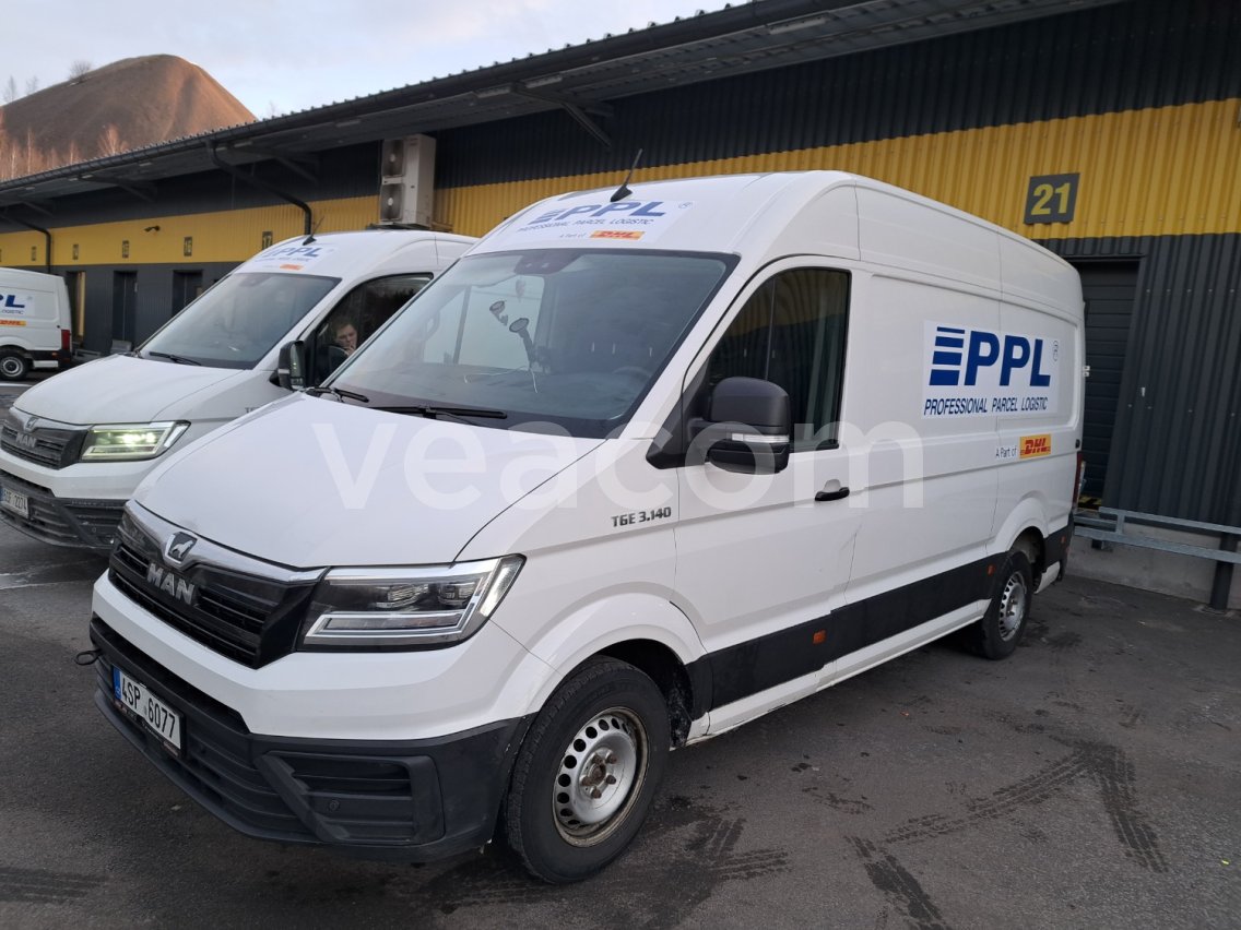 Online aukce: MAN  TGE 3.140