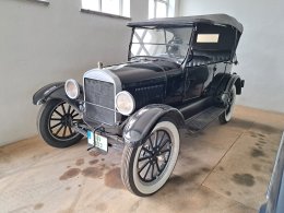 Online auction: FORD  MODEL T TOURING