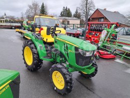 Aukcja internetowa:   JOHN DEERE 3036E 4X4