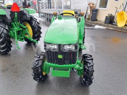 Online aukce:   JOHN DEERE 3028EN 4X4