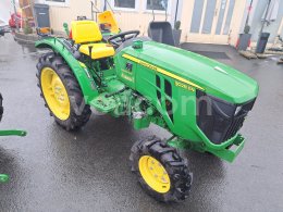 Online aukce:   JOHN DEERE 3028EN 4X4