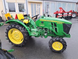 Online aukce:   JOHN DEERE 3028EN 4X4