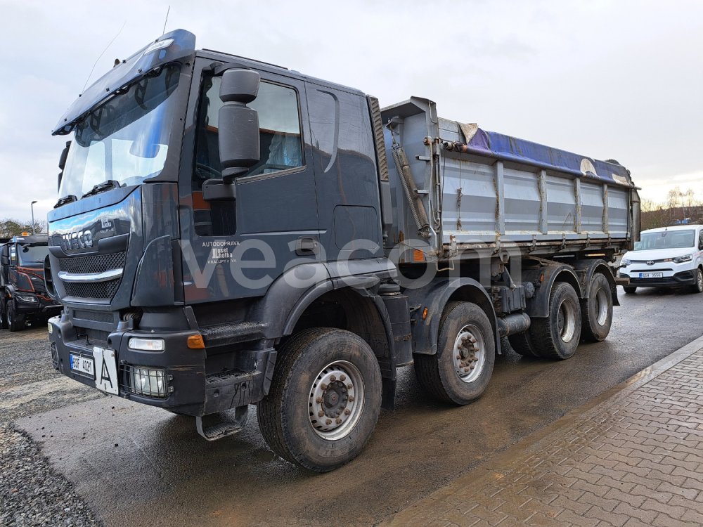Online aukce: IVECO  TRAKKER 440 8X4