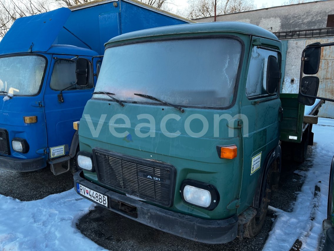 Online aukce: AVIA  A31
