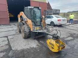 Online aukce: CASE  SV 280 LOADER