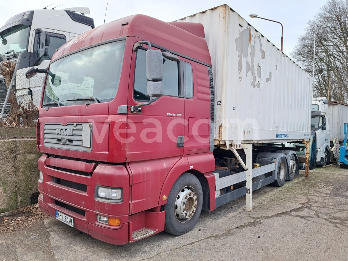 Online aukce: MAN  TGA 26.400 6X2