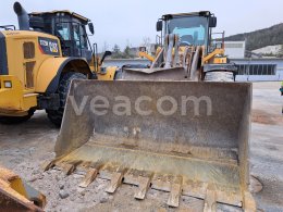 Online aukce: VOLVO  L180G
