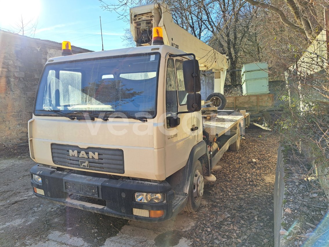 Online aukce: MAN  8.145 LC