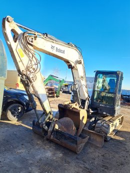Online auction: BOBCAT  E85