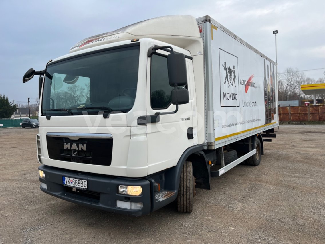 Online aukce: MAN  TGL 12.180 4X2 BB