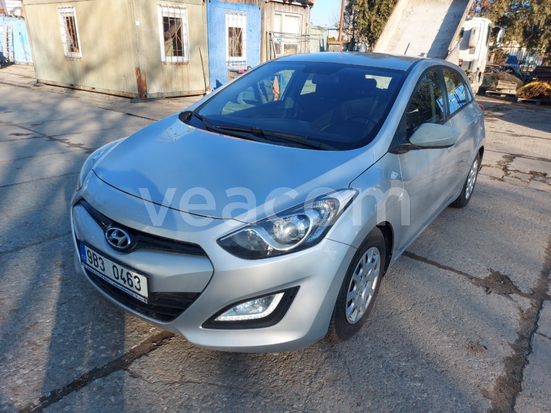 Aukcja internetowa: HYUNDAI  I 30