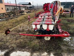 Online-Versteigerung:   HORSCH MAISTRO 8 RC + 2X ZÁSOBNÍK