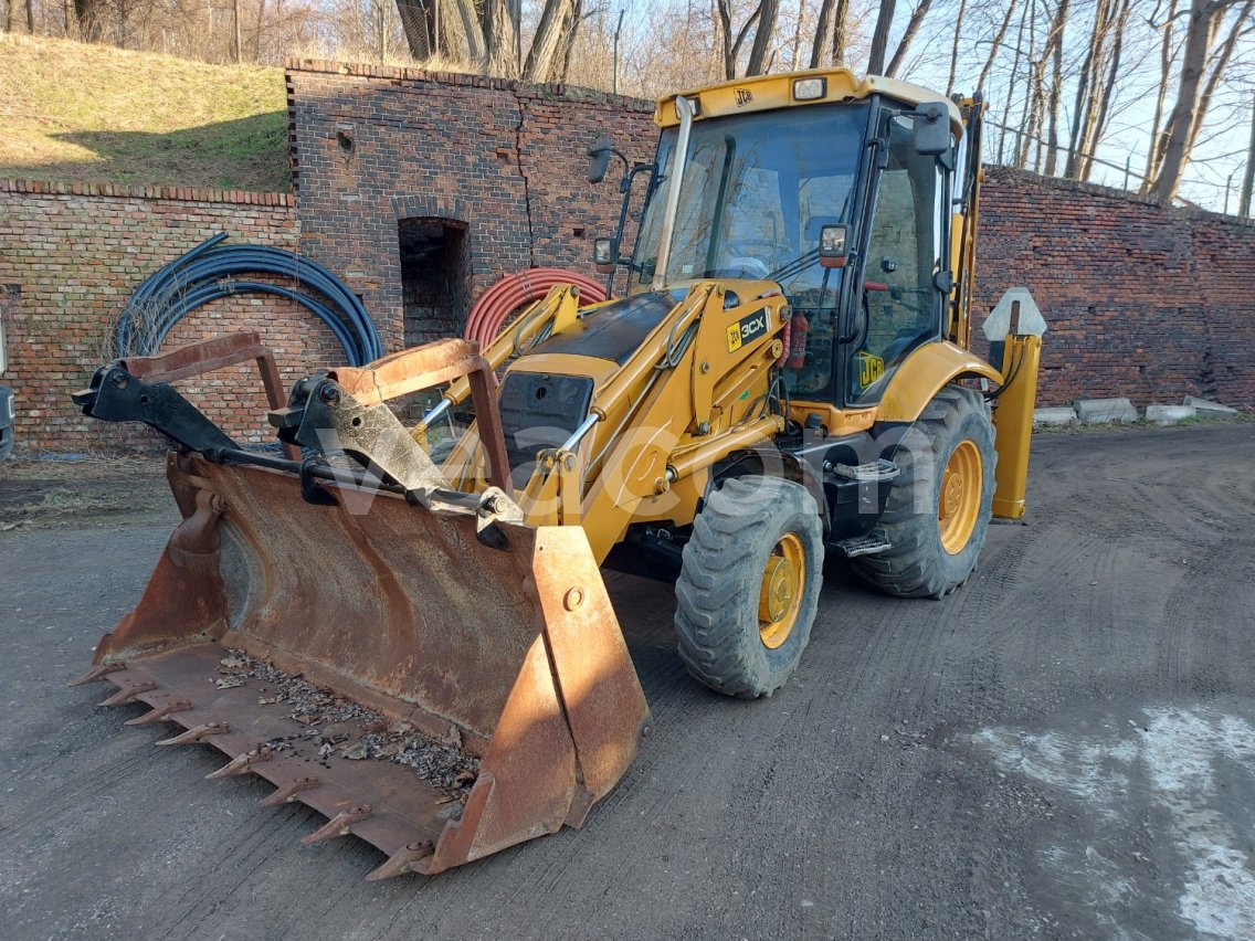 Online auction: JCB  3CX 4X4