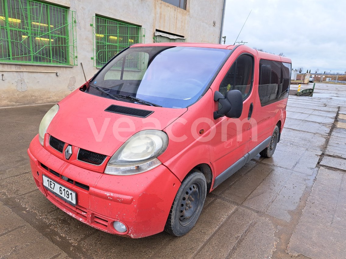 Online aukce: RENAULT  TRAFIC