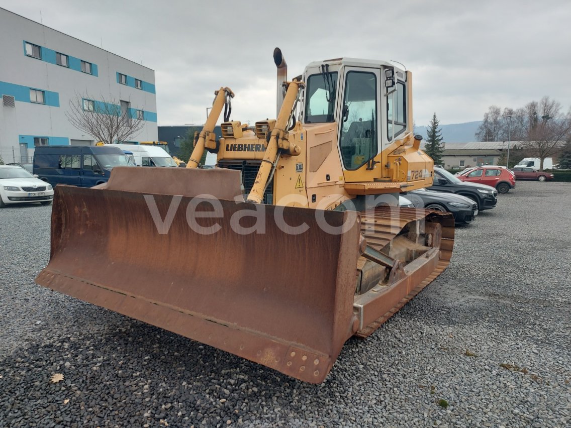 Aukcja internetowa: LIEBHERR  PR 724 LGP