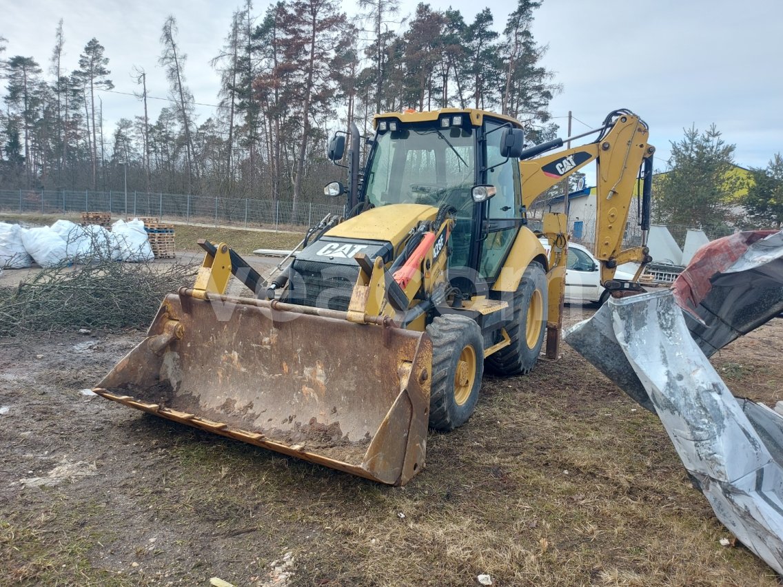 Online aukce: CATERPILLAR  428F 4X4