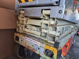 Online aukce:   JLG 19 30 ES